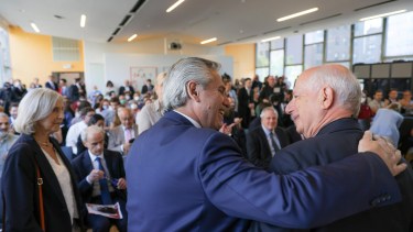 "Las derechas que promueven el odio y la violencia no deben tener cabida en el mundo que hoy vivimos", dijo Fernández.  