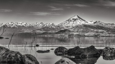 «De luces y sombras», las fotos de un cazador de belleza en la cordillera neuquina