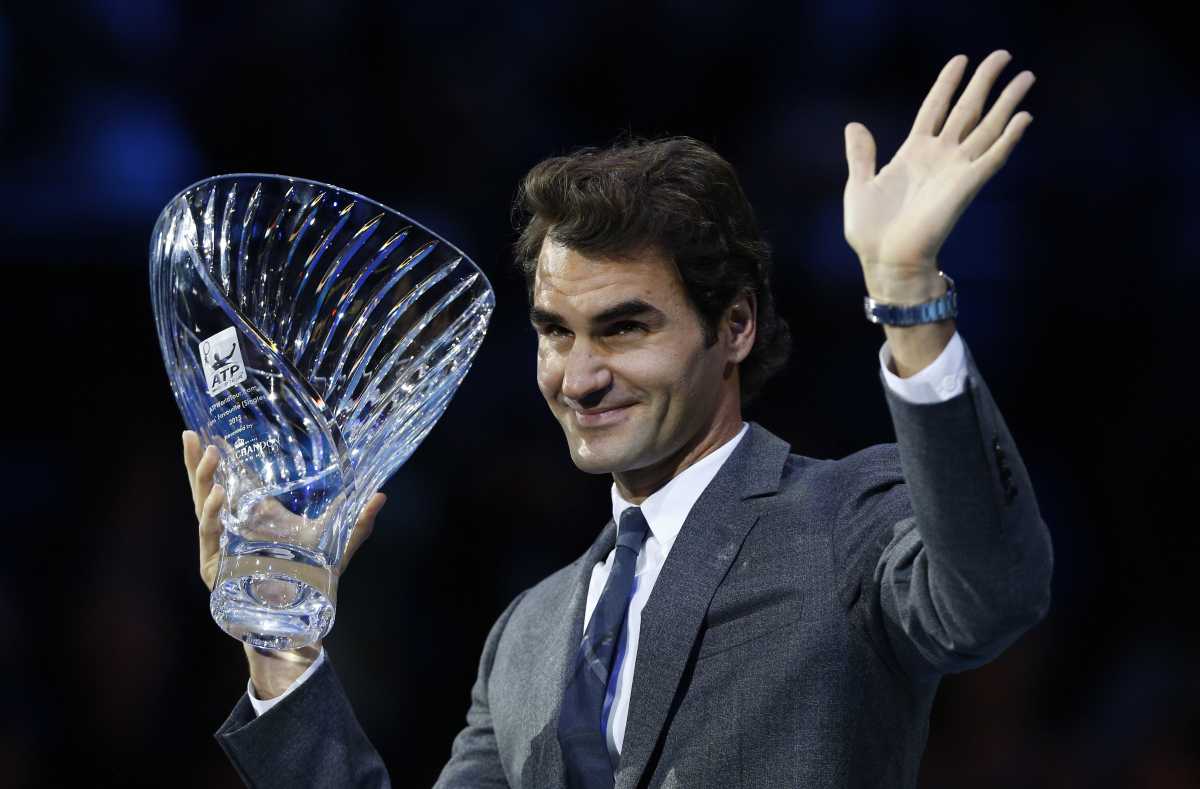 Roger Federer levantó muchos trofeos en su carrera, pero su legado va más allá de los resultados. (AP Photo/Sang Tan, File)