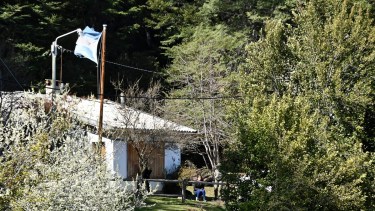 Seccional de Parques Nacionales Los Maitenes, en Villa Mascardi, a 7 km de la zona de conflicto. Foto: Chino Leiva