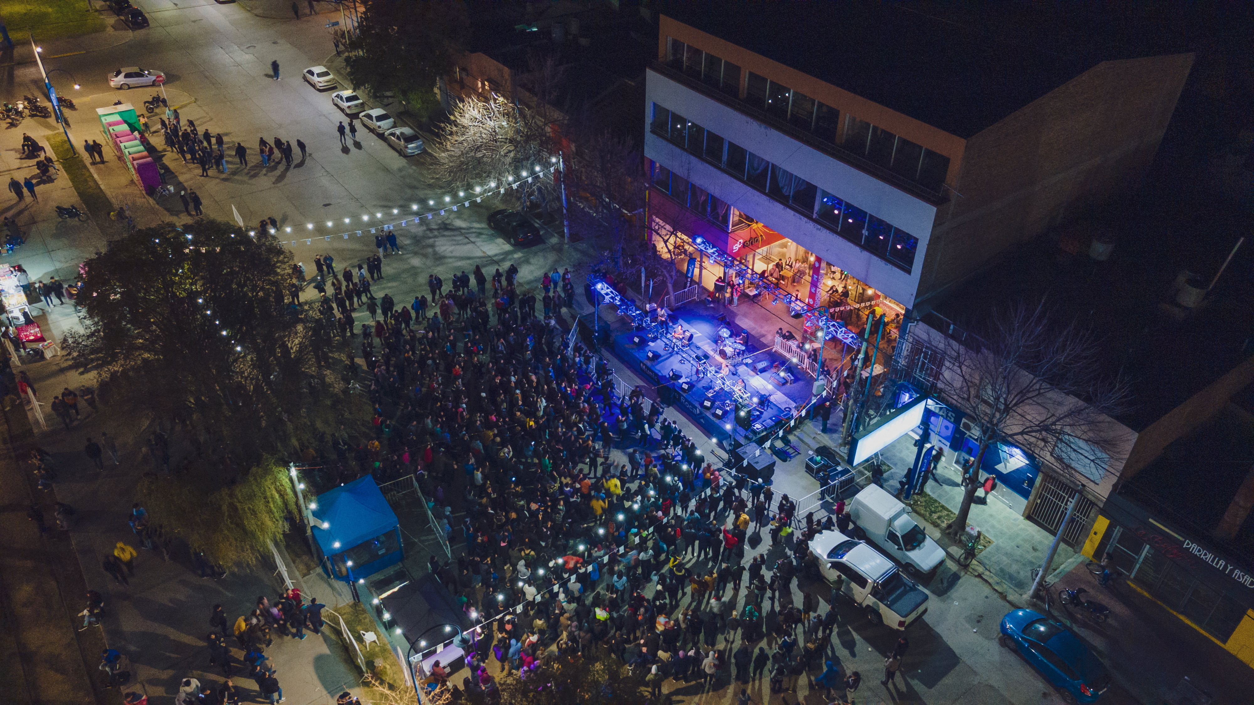 Feria Gula y Casa de la Cultura vuelven a organizar un festival para el Día de la Primavera en las plazas cétntricas de Roca. Foto Gentileza Prensa CDC.

