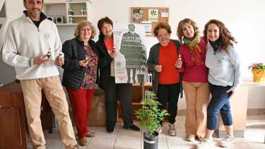 Gente de la organización de Cannabis Medicinal Río Negro.