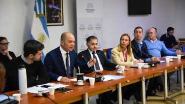 La Comisión de Asuntos Municipales recibió al secretario de municipios. 