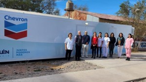 Una petrolera donó insumos médicos y un trailer al hospital de Rincón de los Sauces