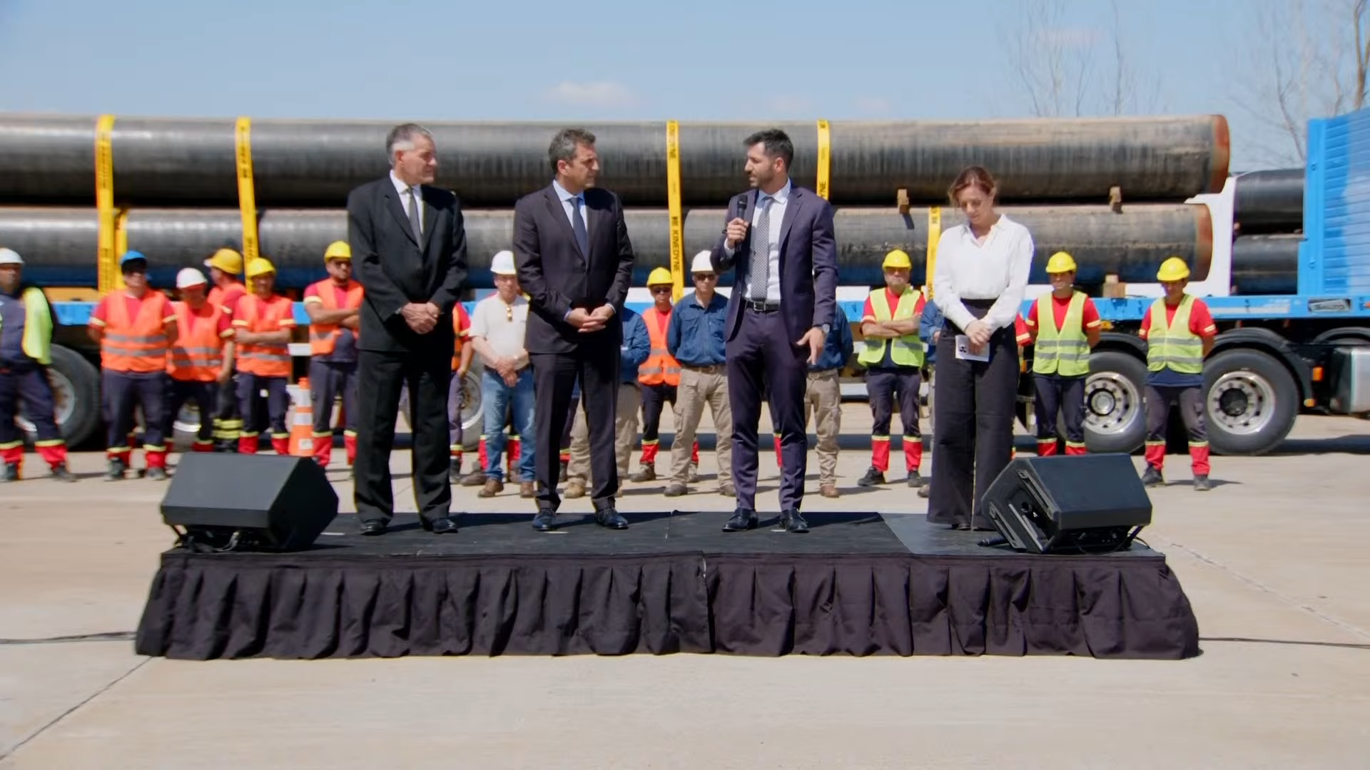 Pese a los anuncios, los caños que hoy partieron no formarán parte de la obra en sí del Gasoducto Néstor Kirchner.