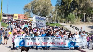 Centenario movilizada por escuelas seguras y sin violencia