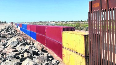 El muro de contenedores