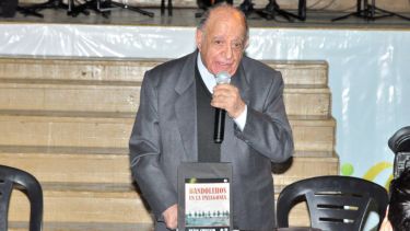 Don Elías Chucair escribió 40 libros y 33 cuadernillos "Ayer, Aquí". Foto: José Mellado. 