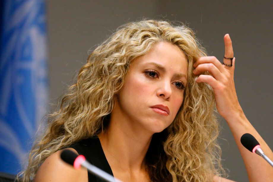 Shakira intenta salir de la vista pública, inmersa en su carrera musical.-
