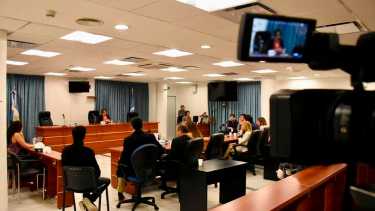 Más seguridad en las oficinas judiciales de Neuquén, el reclamo de Sejun. (Foto Matías Subat).-