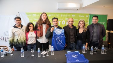 La presentación contó con autoridades municipales y provinciales. Foto Gentileza Prensa Gobierno de Río Negro