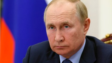 Vladimir Putin visitó el féretro de Gorbachov pero no asistirá al funeral. Foto: AP 