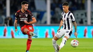 Con el cipoleño Centurión como titular, River recibe a Talleres: hora, formaciones y TV