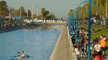 El Paseo Aniversario, a orillas del Canal Principal, fue la actividad central de la celebración de este 2022. (Foto: Andrés Maripe)