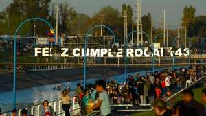 Una multitud participó del inicio de los festejos por el aniversario de Roca