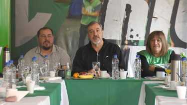 ATE se planta y  pide volver a analizar el salario de los estatales rionegrinos