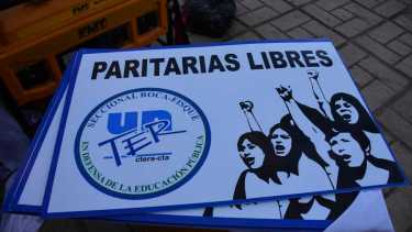 La conducción de la Unter pidió a la secretaria de Trabajo que convoque con "urgencia a paritarias". Foto: Andres Maripe