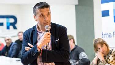 Claudio Thieck resaltó el Plenario del "Frente Renovador territorial" en Bariloche. Foto Gentileza. 