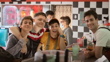 Rodada en Argentina, la serie está dirigida por Sebastián Pivotto ("Argentina, tierra de amor y venganza", "Vientos de agua", "Once").