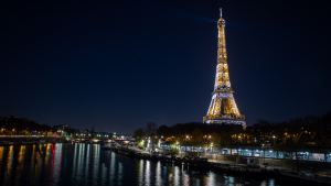 Apagarán las luces de la Torre Eiffel para ahorrar energía
