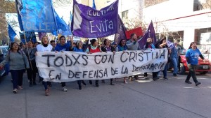 Marcharon en Cipolletti en repudio al atentado contra Cristina Fernández
