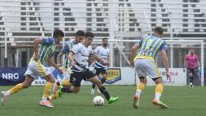 Contundente derrota de Cipolletti ante Juventud Unida en La Visera