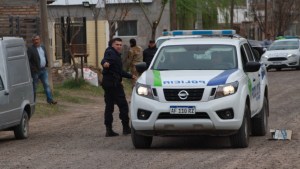 Río Colorado: lo perseguía la policía pero terminó muerto al ingresar a la vivienda de un vecino