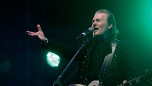 Miguel Mateos llega a Neuquén para celebrar el aniversario de Rockas Vivas con sus mayores éxitos