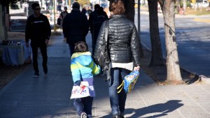 Neuquén cambia las licencias familiares, ¿en qué casos se ampliaría y cuáles son las que se incorporan?