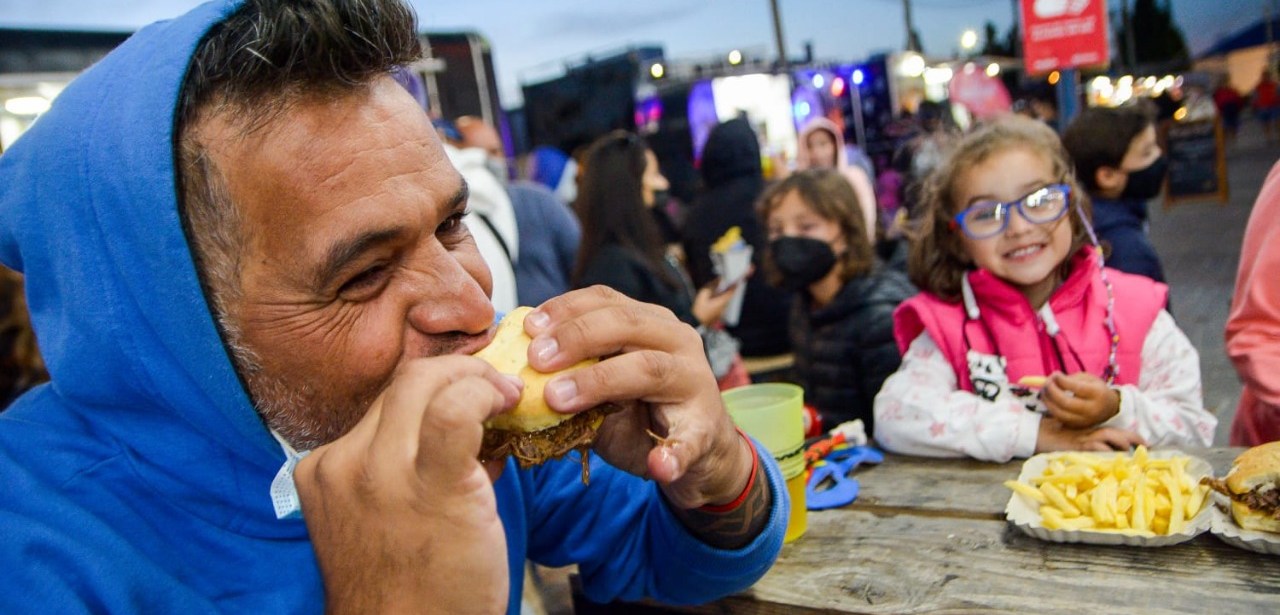Feria gastronómica y ballenas son los atractivos de Puerto Madryn para el feriado largo