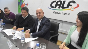 Instalarán cargadores eléctricos para los monopatines, bicicletas y celulares en Neuquén