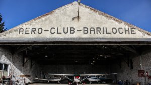 El aeródromo de Bariloche sigue paralizado y nadie levanta vuelo en su pista
