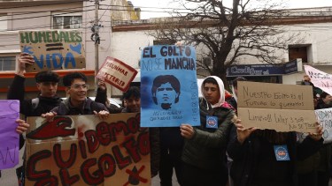 Ambientalistas en contra del proyecto llegaron desde San Antonio Oeste y Las Grutas. Foto: Pablo Leguizamon.