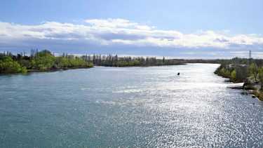 Buscan a una persona que se habría ahogado en Plottier. Foto: Archivo Florencia Salto