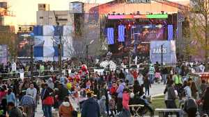 Fiesta de la Confluencia 2023: nuevo cambio en el cronograma ¿quien no se va a presentar?