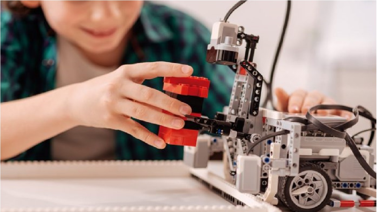 Los alumnos recibirán un kit de robótica para diseñar su proyecto. Foto: Shutterstock.