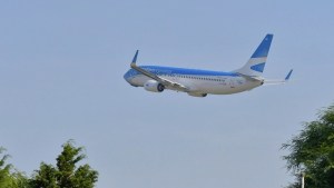 Aseguran que OVNIs acompañaron a dos vuelos comerciales con destino a Bariloche