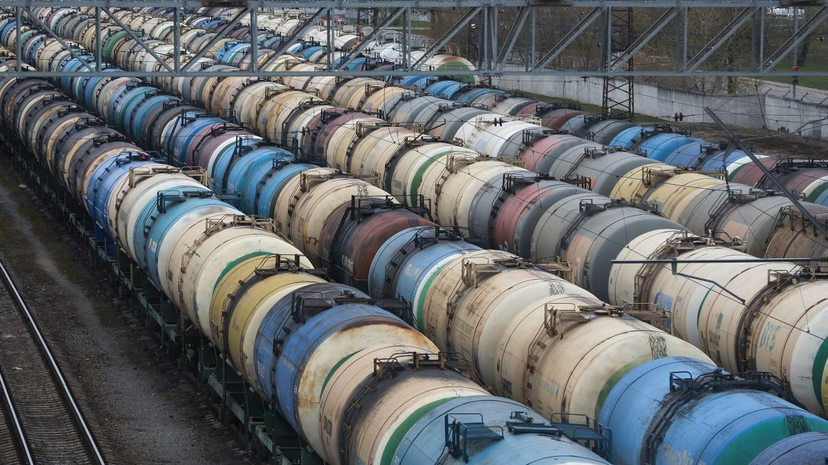 La OPEP anunció que disminuirá el suministro de petróleo en 100.000 barriles diarios desde octubre. Foto: CNN.