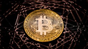 El Bitcoin sigue en caída libre: bajó de 19.000 dólares en su peor registro en tres meses