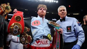 Canelo Álvarez venció a Golovkin y sigue reinando entre los súper medianos