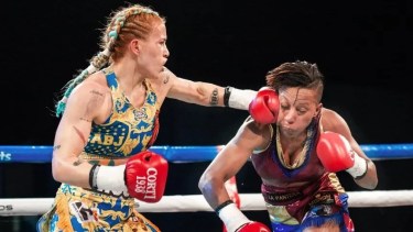 Alaniz retuvo su título y La Tigresa Acuña festejó en las tarjetas