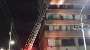 Dantesco incendio en el edificio Bariloche Center: hay heridos graves