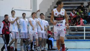 Independiente de Neuquén estiró su invicto en el PreFederal de básquet