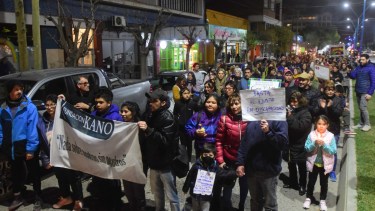 Cientos de familias expresaron el rechazo al recorte presupuestario en discapacidad. Fotos Andrés Maripe.
