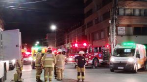 Incendio Bariloche Center: nueve personas evacuadas están graves en terapia intensiva