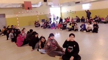 Más de 170 alumnos de niveles primario y secundario participan de los talleres. Foto: gentileza. 