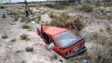 El siniestro ocurrió a pocos metros de la Termoeléctrica, ubicada en la Ruta Provincial 6. (foto: Alejandro Carnevale).