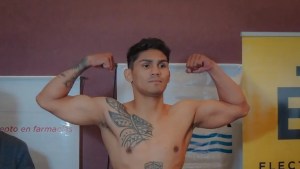 El invicto García enfrenta a Roca Rivero por el título mundial juvenil en Paraná
