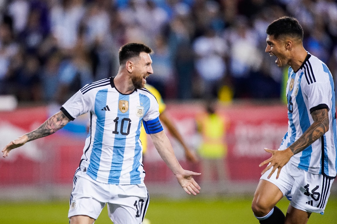 Lionel Andrés Messi y sus dos goles contra Jamaica, otra noche impecable del capitán argentino. Foto: AP