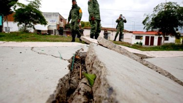 El sismo registrado en Michoacán, 6.9 en la escala de Richter, generó importantes daños en la zona.-